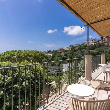 Apartment Le Arcate Sea La Vie *
